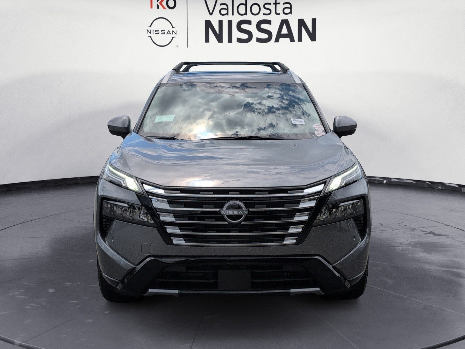 New 2026 Gun Metallic Nissan Platinum image 12