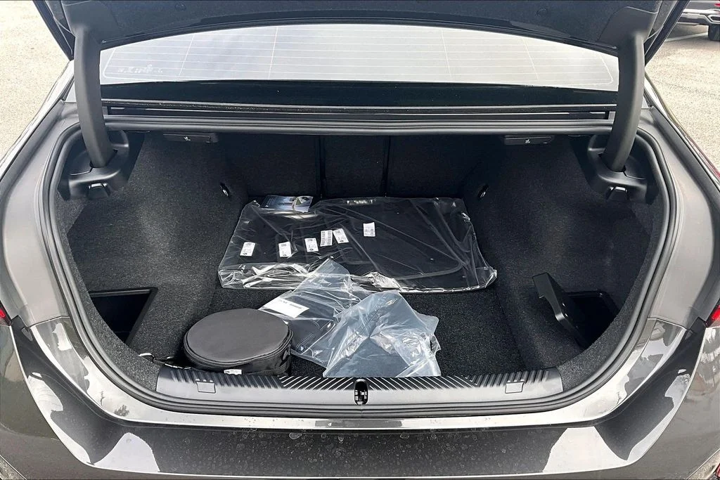 New 2026 BMW 5 Series 530i 4D Sedan