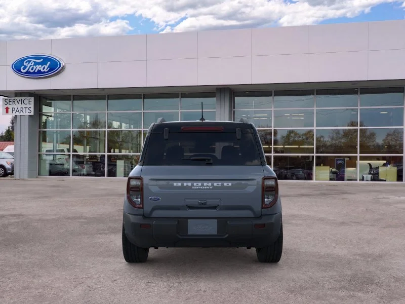New 2026 Azure Gray Metallic Tri-Coat Ford Outer Banks® image 31