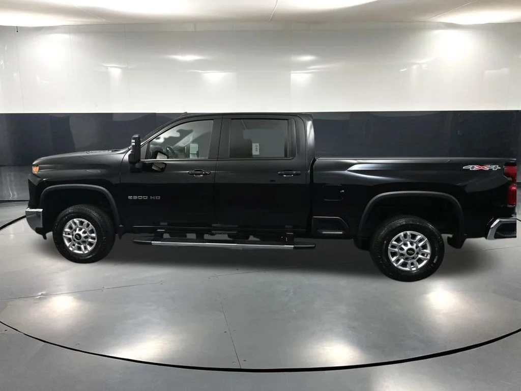 Certified Used 2025 Black Chevrolet LT image 9