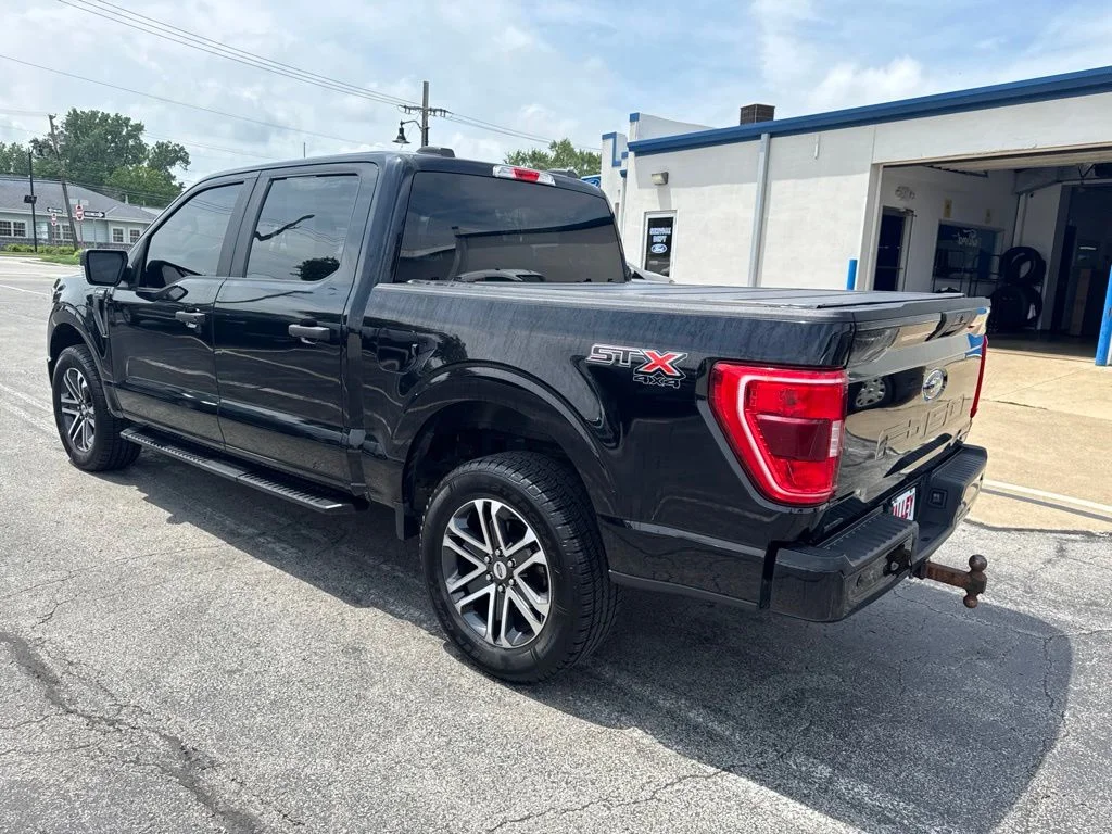 Certified Used 2022 Black Metallic Ford XL image 6