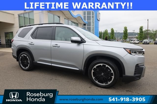 2026 Honda Pilot Touring Blackout AWD's photo