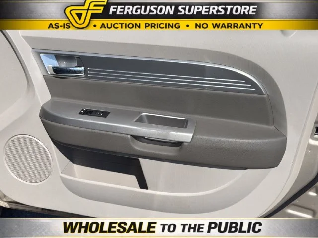Used 2009 Beige Chrysler Touring image 22