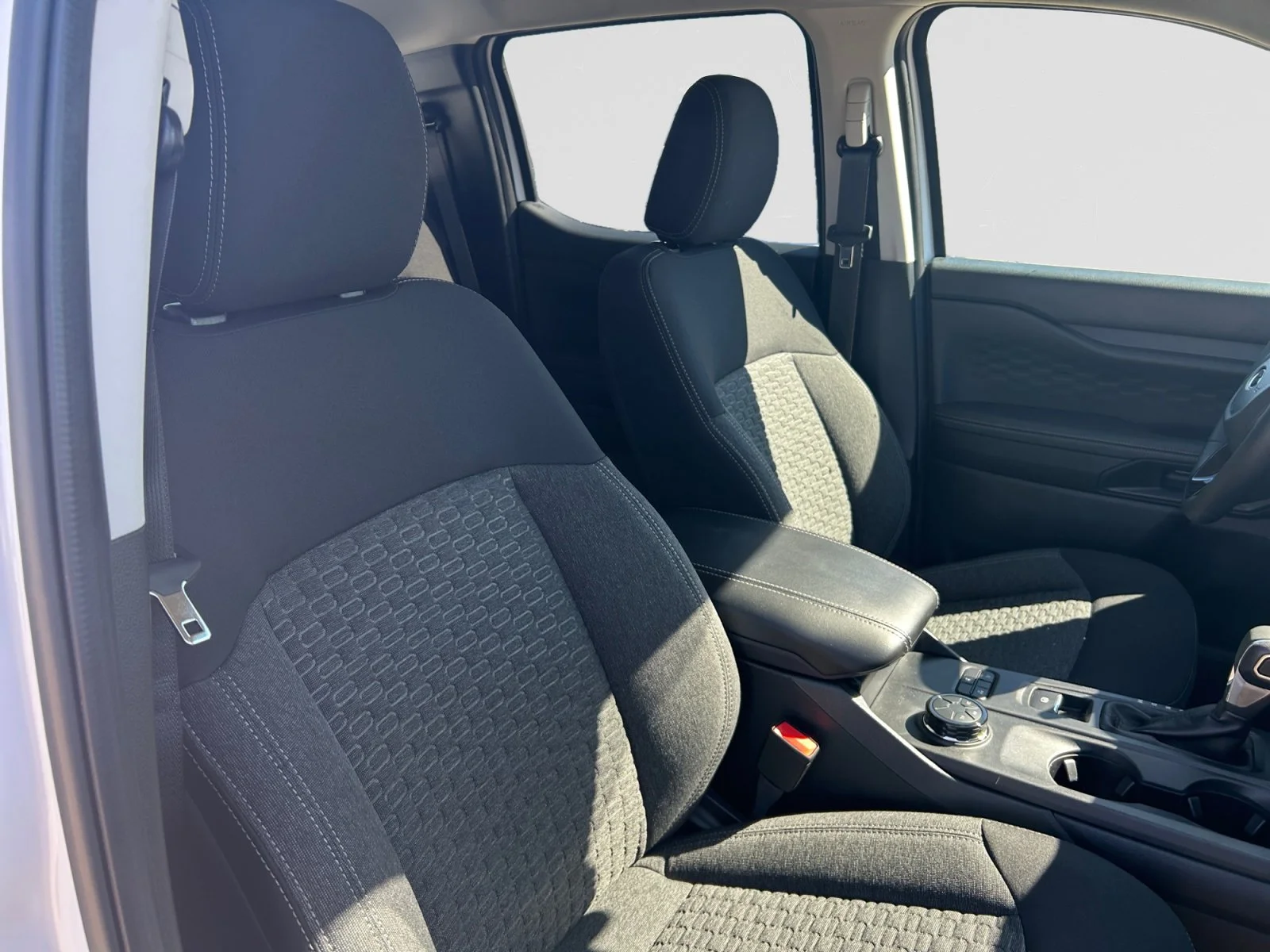 New 2026 Oxford White Ford XLT image 11