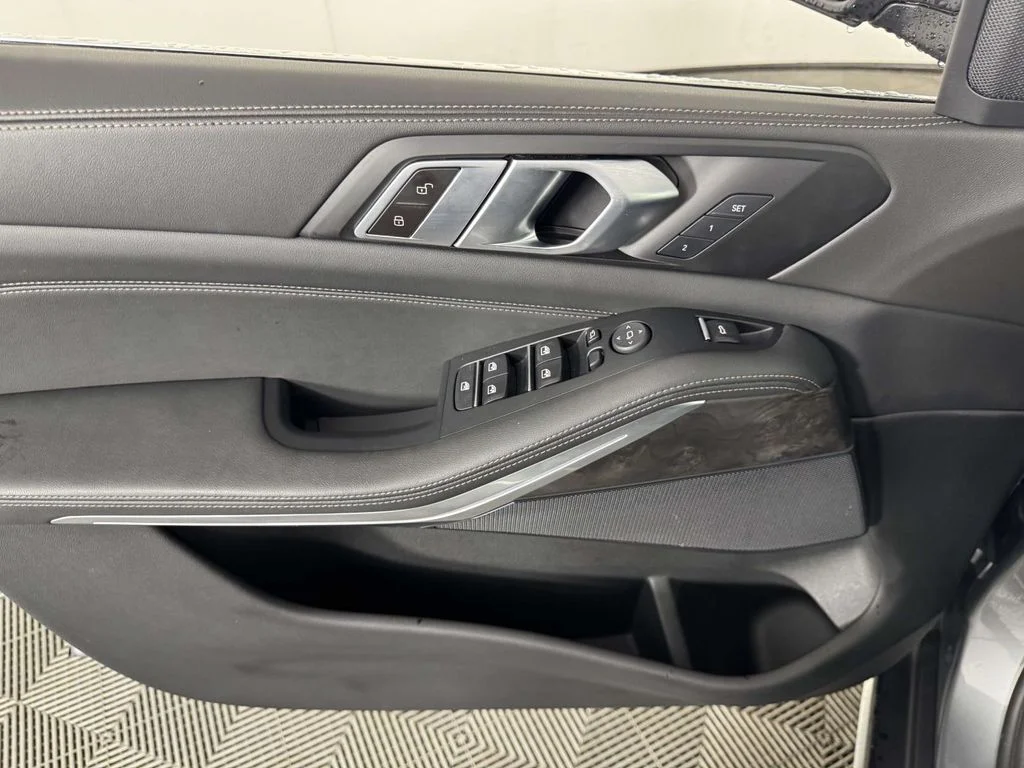 Certified Used 2024 Gray BMW xDrive40i image 17