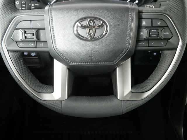 New 2026 Midnight Black Metallic Toyota SR5 image 19