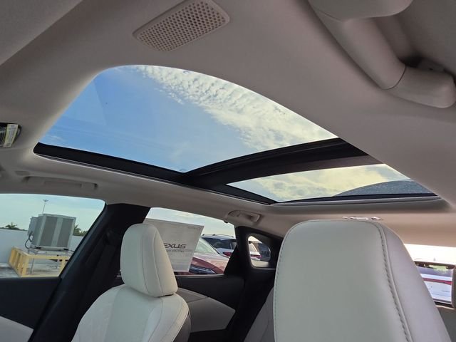 New 2026 Iridium Lexus 350h Luxury image 22