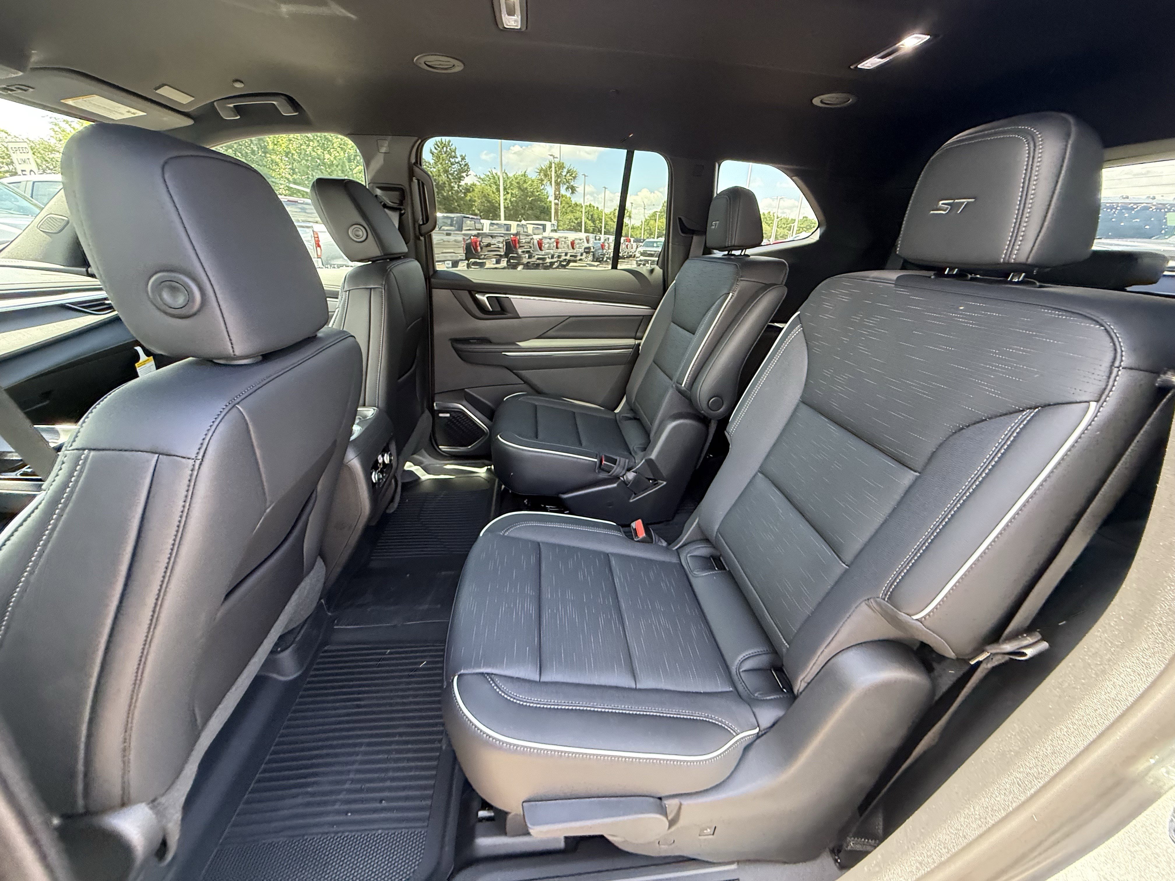 2026 Buick Enclave Sport Touring - Photo 16