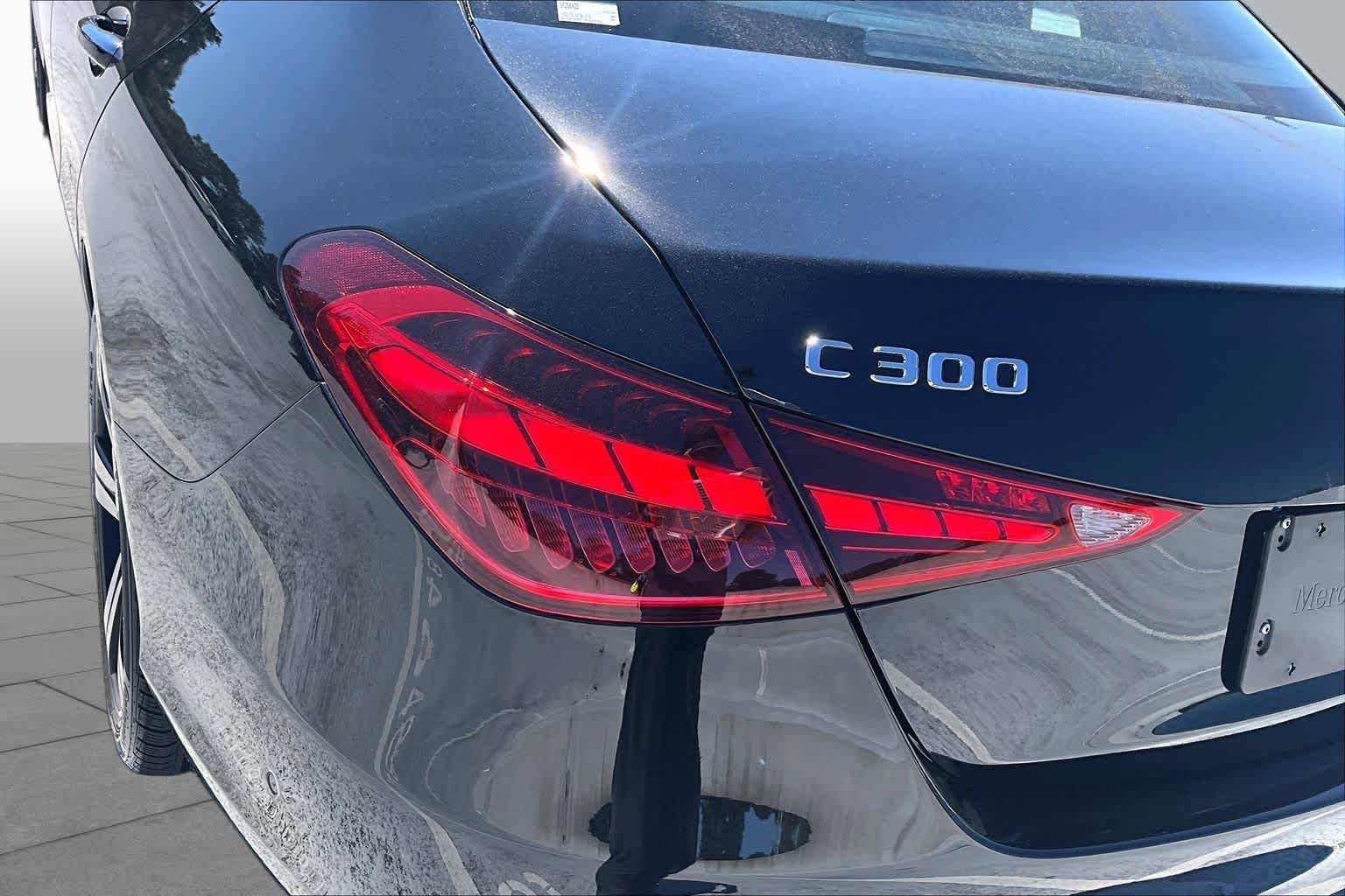 2025 Mercedes-Benz C-Class Sedan C 300 - Photo 29