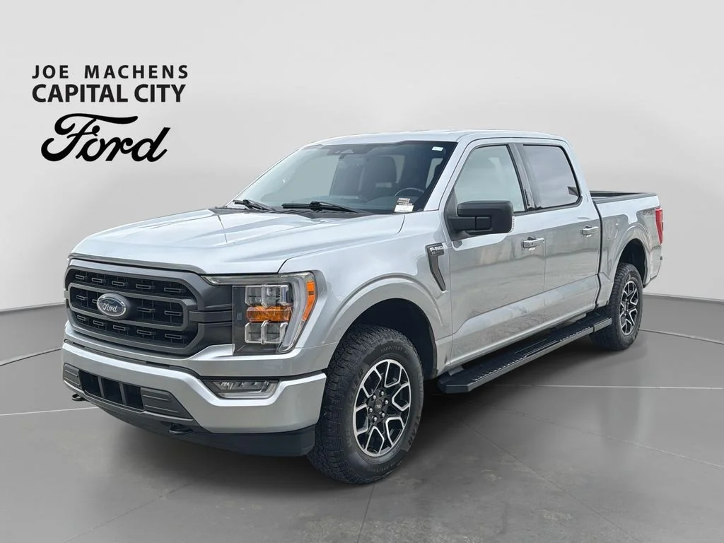Used 2023 Iconic Silver Metallic Ford XLT image 9