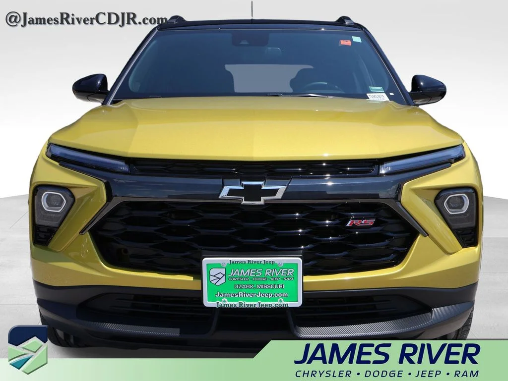 Used 2025 Yellow Chevrolet RS image 7