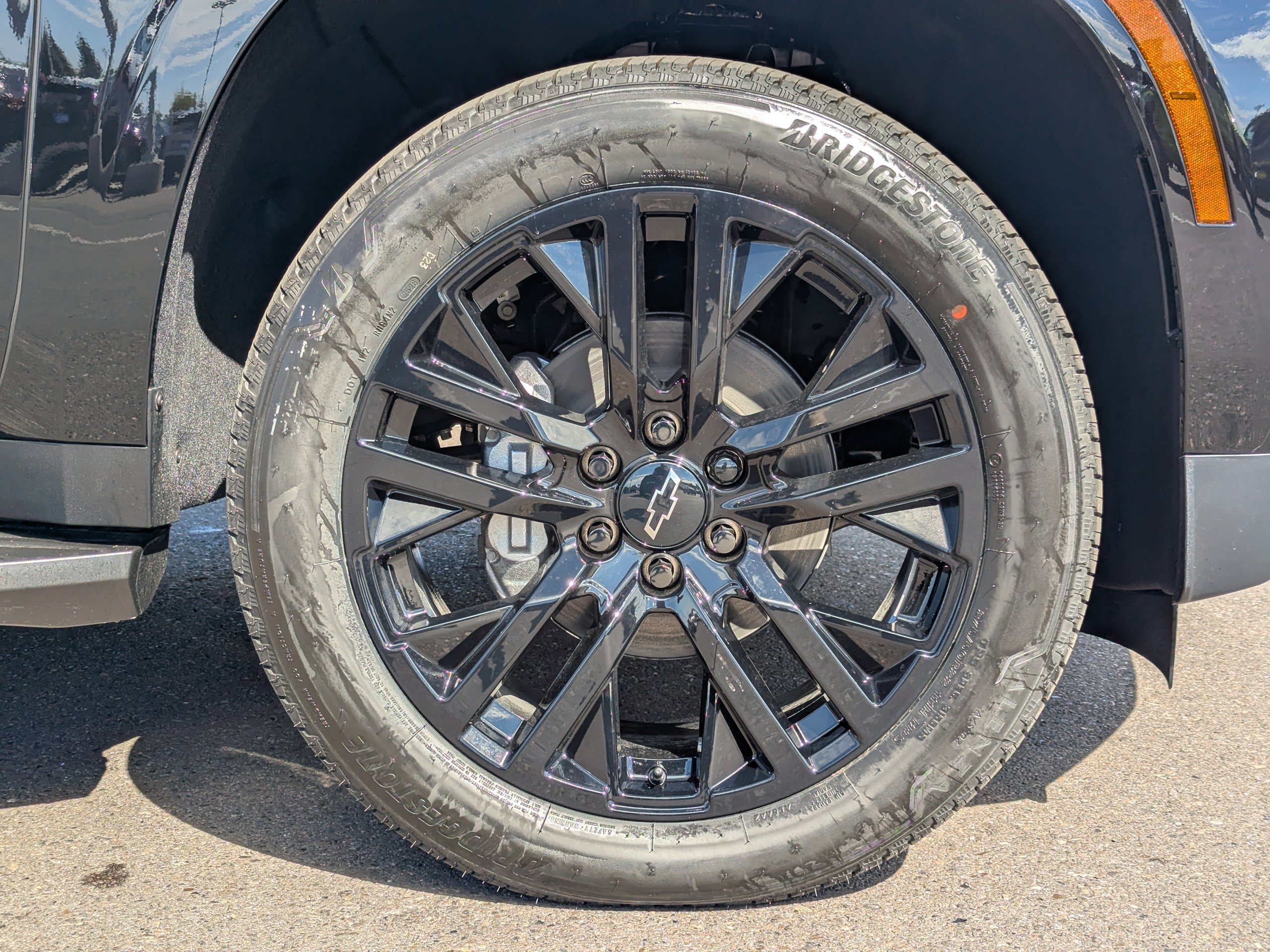2026 Chevrolet Suburban Premier - Photo 51