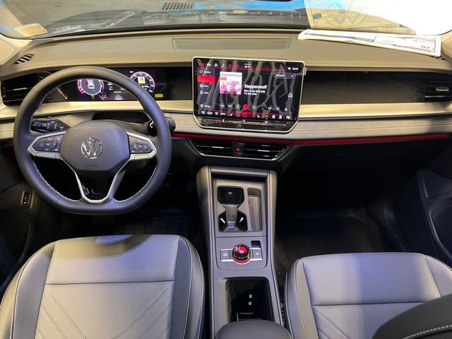 New 2026 Gray Volkswagen 2.0T SE image 12