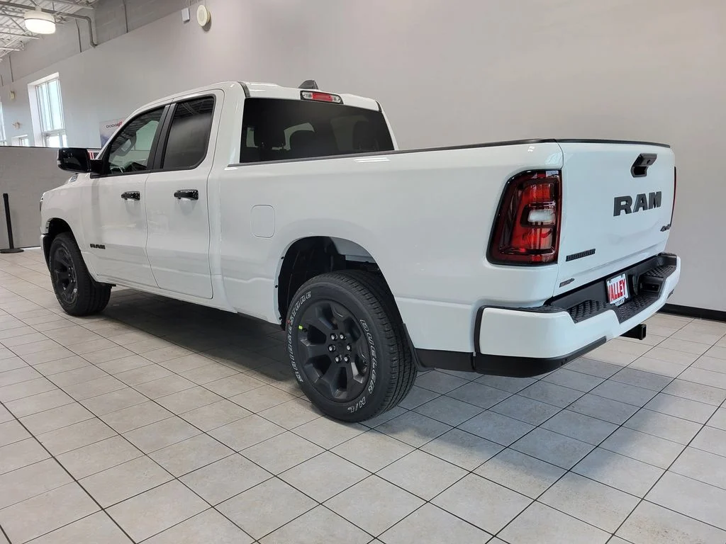 New 2026 Bright White Clear-Coat Exterior Paint RAM Big Horn/Lone Star image 4
