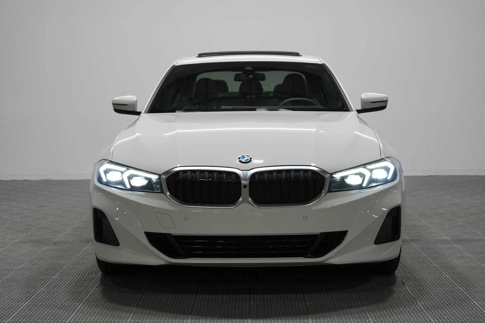 Used 2026 Alpine White BMW 330i NA image 2
