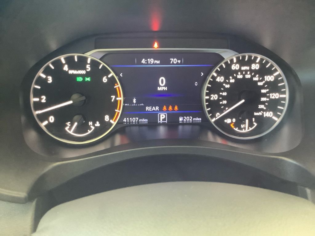 Used 2025 White Nissan 2.5 SV image 10