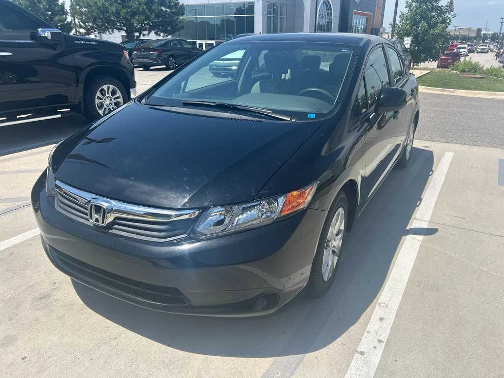 Used 2012 Crystal Black Pearl Honda LX image 4