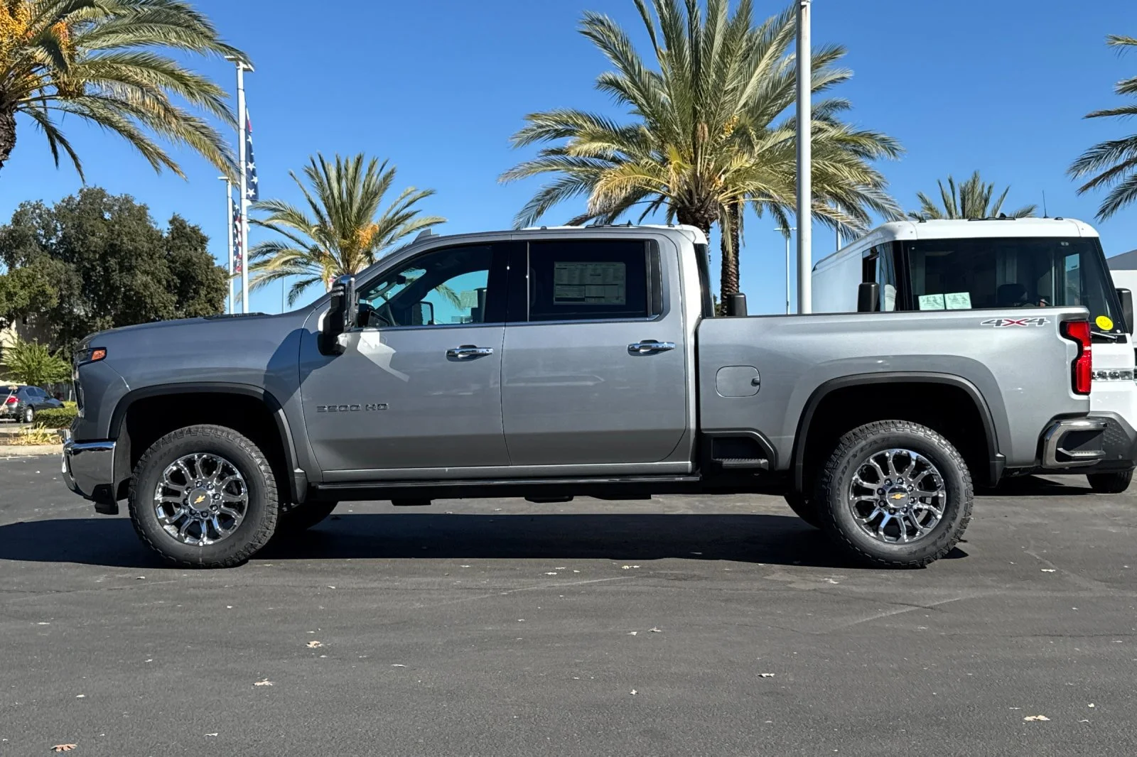 2026 Chevrolet Silverado 3500 HD LTZ view 6