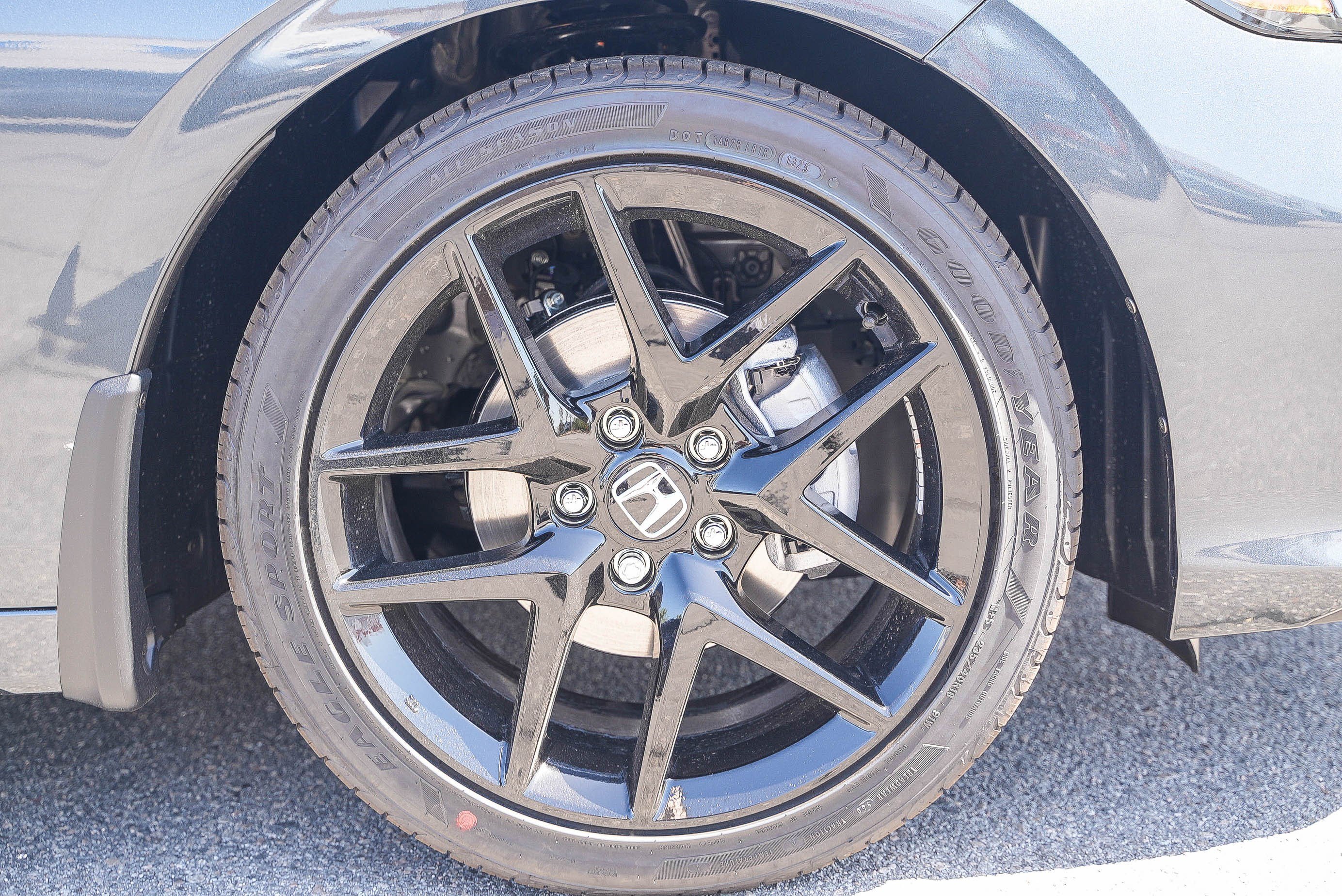 New 2026 Meteorite Gray Metallic Honda Sport image 11
