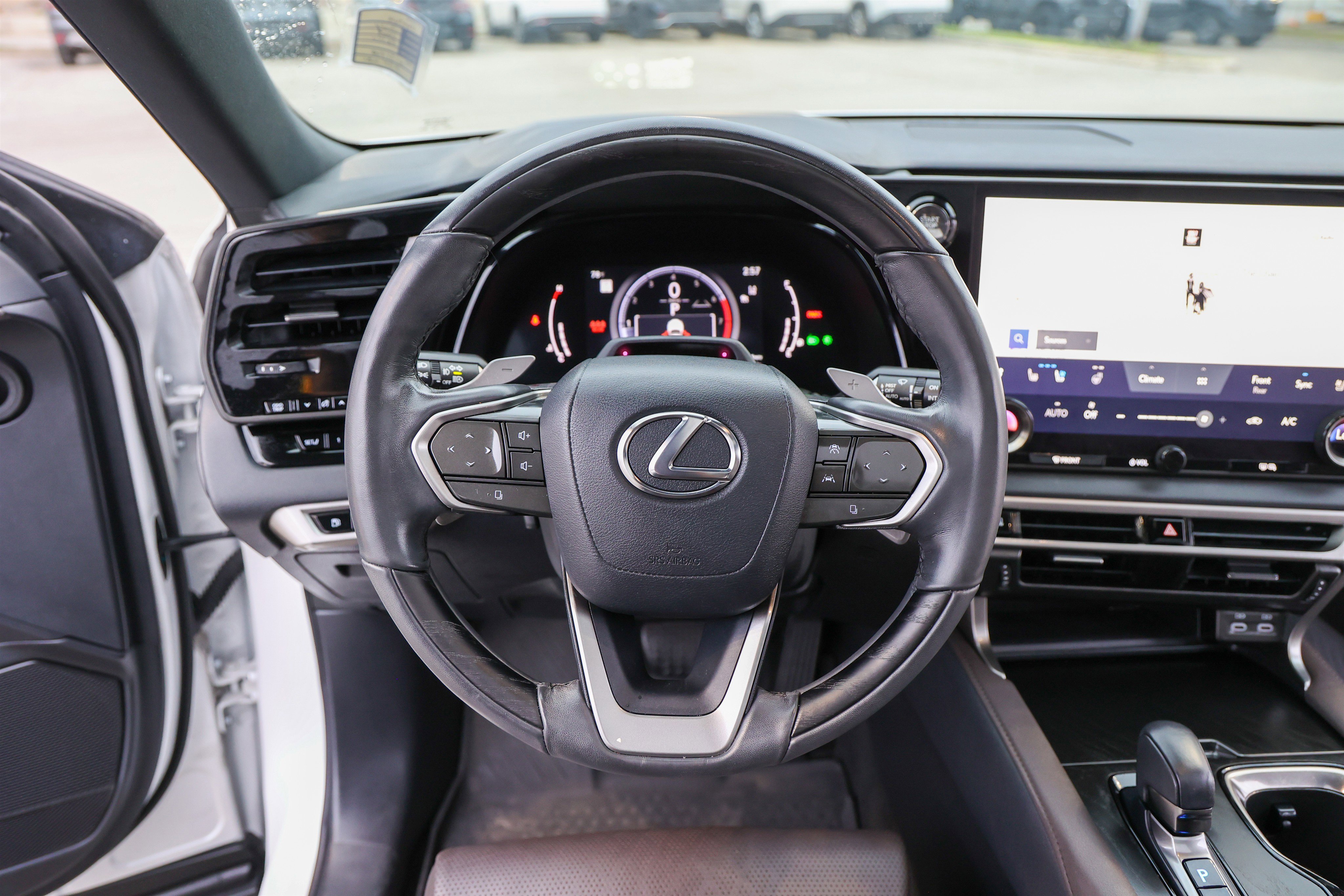 Used 2024 EMINENT WHITE PEA Lexus RX 350 Luxury image 47