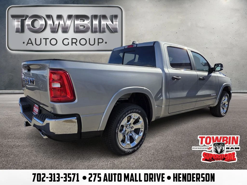 ドラムremake2BOX！【シルバー＆Black】 New 2026 Chevrolet Silverado 1500 LT Trail Boss Crew Cab in