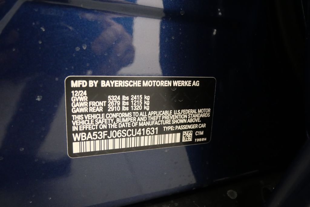 2025 BMW 5 Series 530i - Photo 29