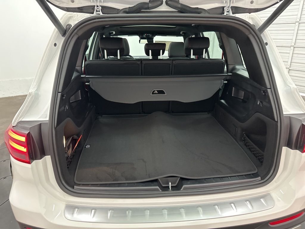 New 2026 Polar White Mercedes-Benz AMG® GLB 35 4MATIC® SUV image 26