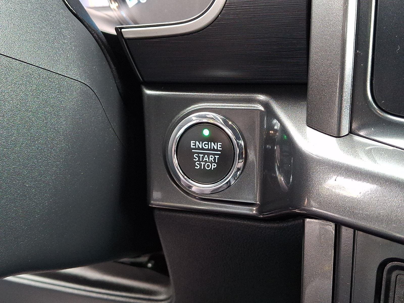 Certified Used 2022 Oxford White Ford XLT image 26