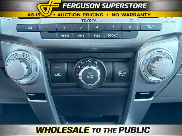 Used 2011 Silver Toyota SR5 image 13