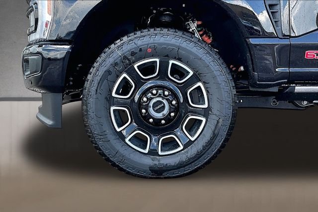 New 2026 Agate Black Metallic Ford Platinum image 12