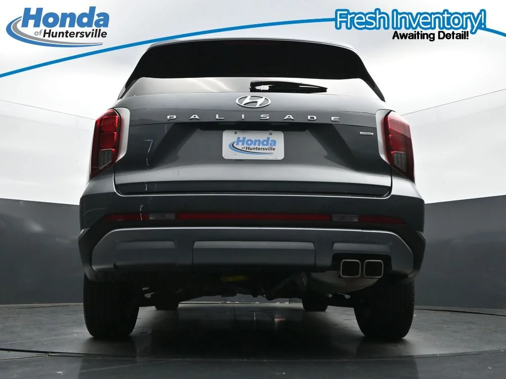 Used 2025 Graphite Hyundai SEL image 30