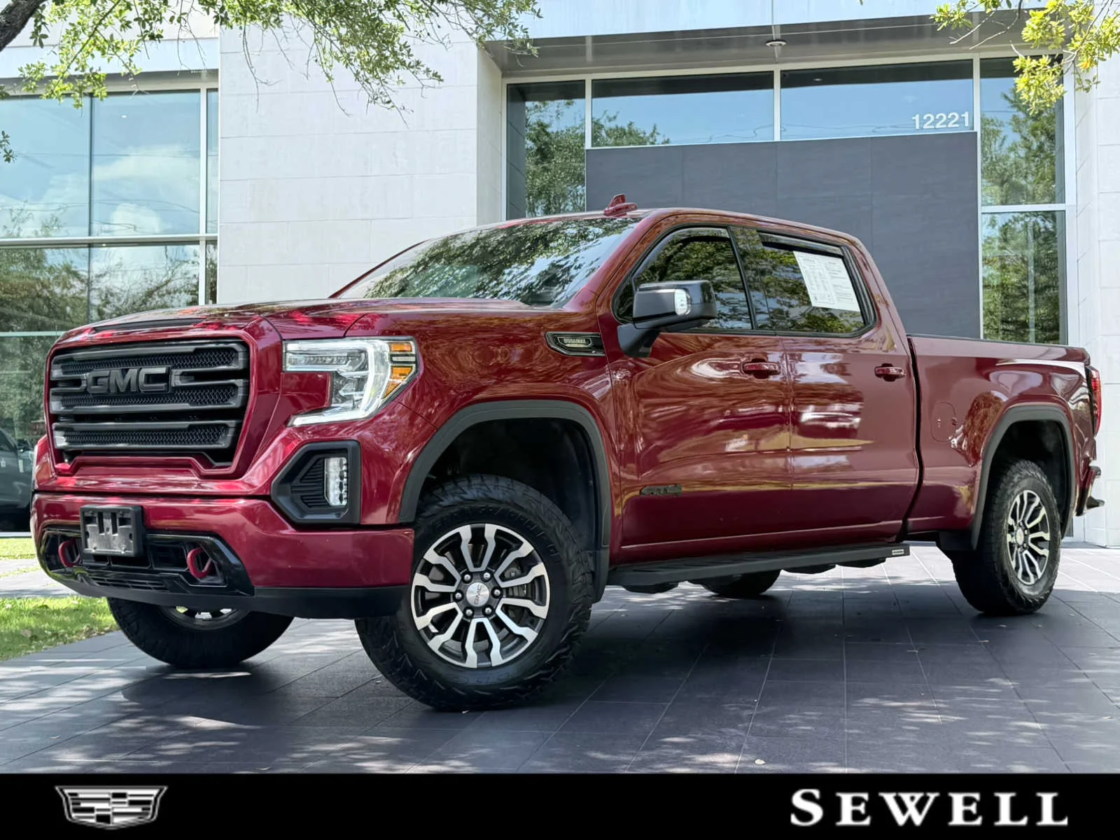 2021 GMC Sierra 4WD Crew Cab Short Box AT4's photo