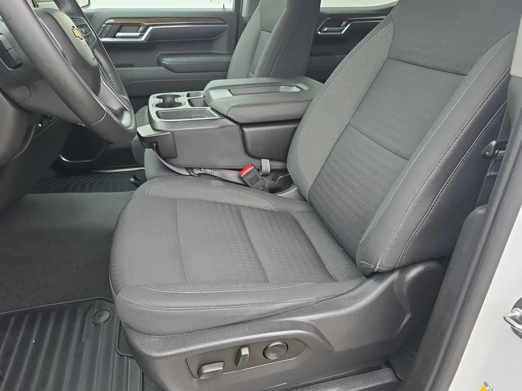 Used 2023 Summit White Chevrolet LT image 20