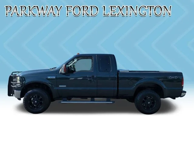 Used 2006  Ford XLT image 2