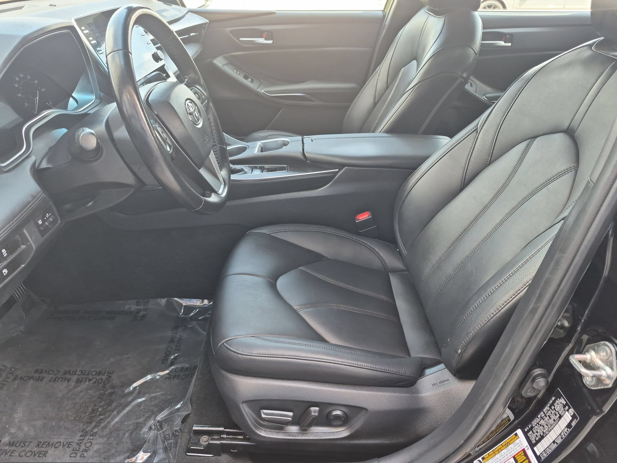 Used 2019 Midnight Black Metallic Toyota XLE image 11
