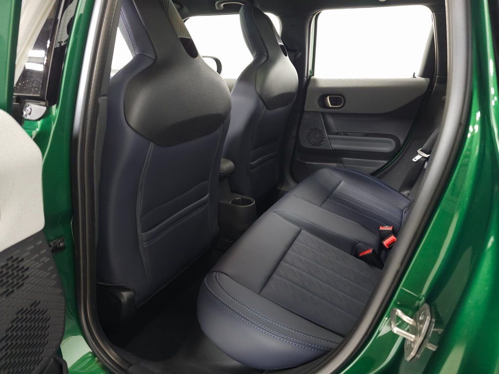 New 2026 British Racing Green MINI Signature Plus image 30