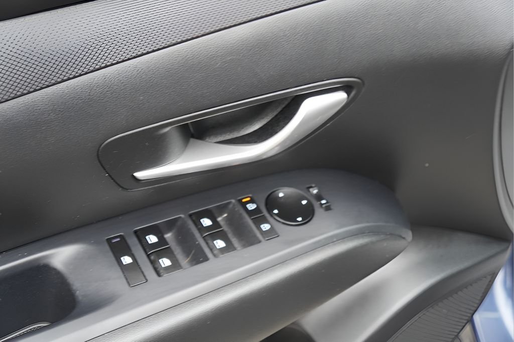 Used 2026 Atlantis Blue Hyundai SEL image 14
