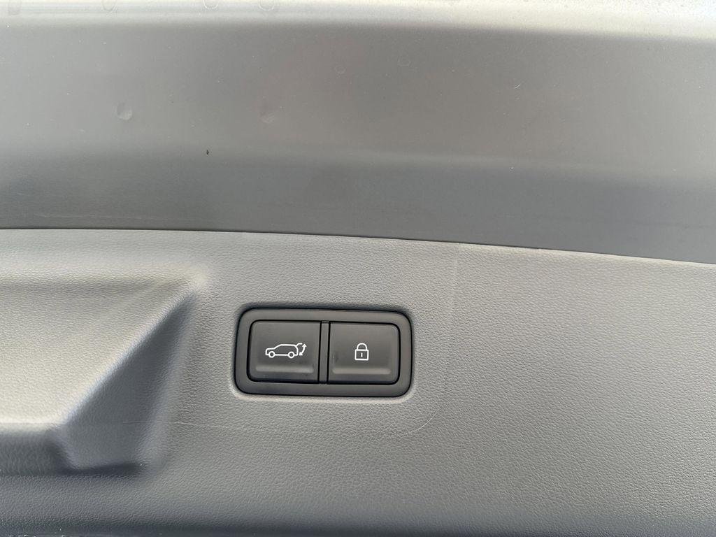New 2026 Hampton Gray Hyundai SEL image 24