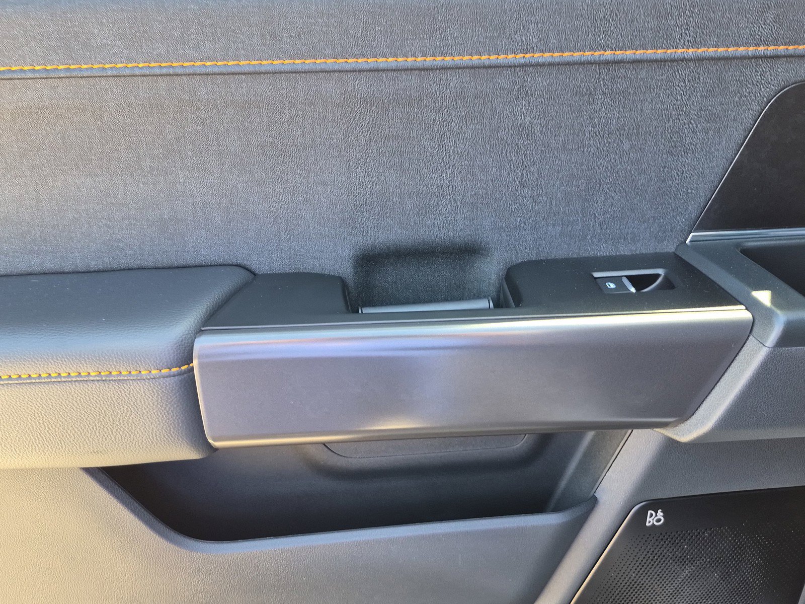 New 2025 Space White Metallic Ford Tremor® image 17