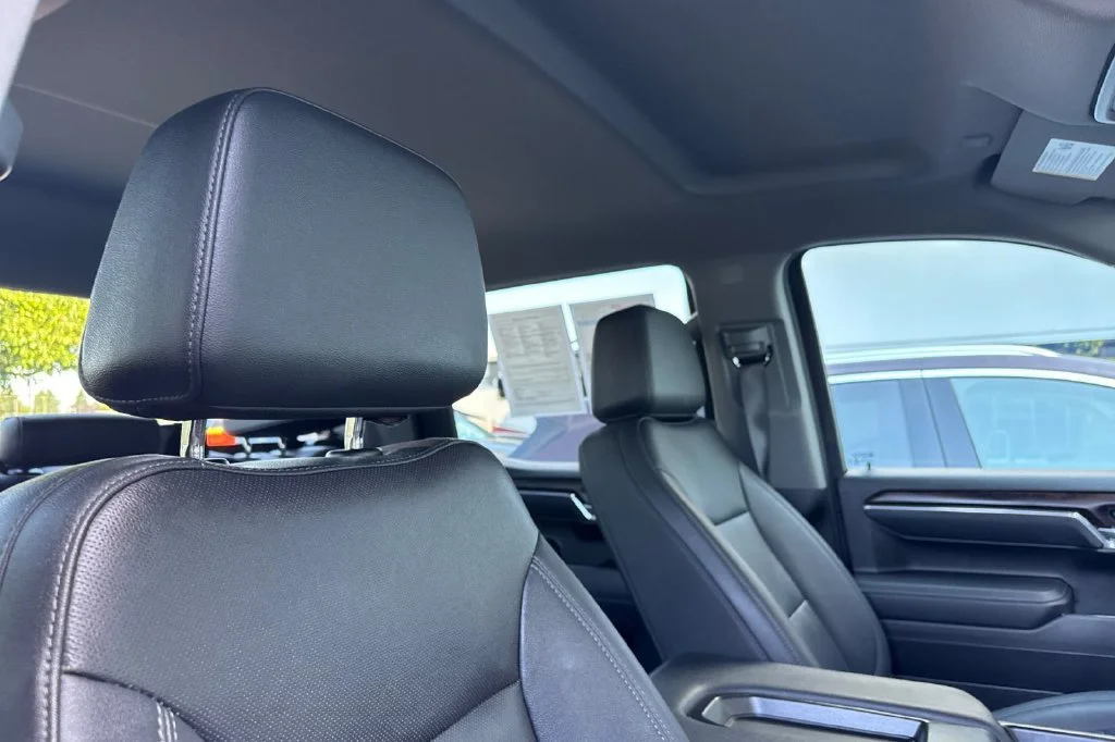 2025 GMC Sierra 1500 SLT - Photo 16
