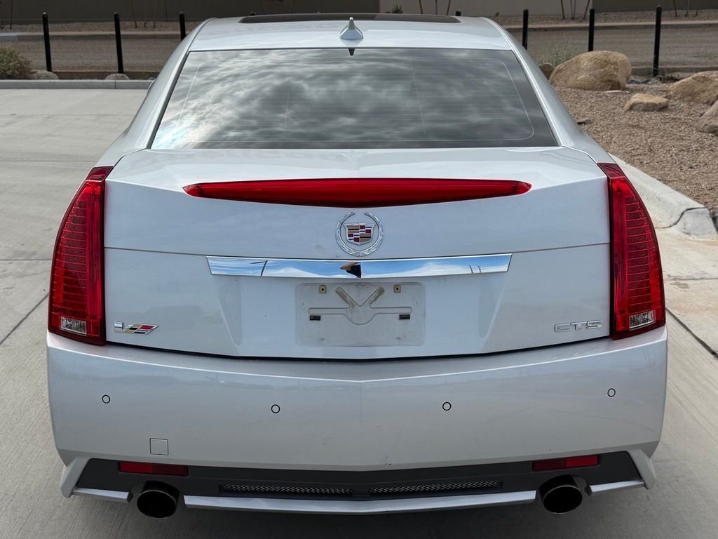 Used 2009 Silver Cadillac Base image 5