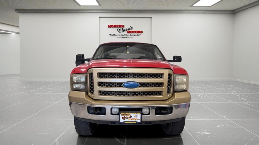 Used 2005 Red Ford Lariat image 2