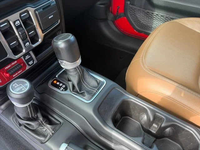 Used 2021  Jeep Rubicon image 28