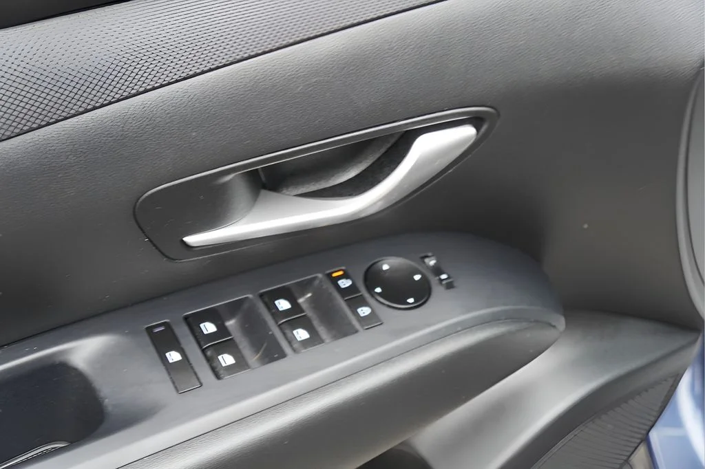 Used 2026 Atlantis Blue Hyundai SEL image 15