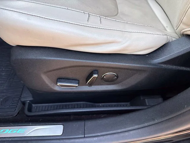 Used 2019 Agate Black Metallic Ford Titanium image 11