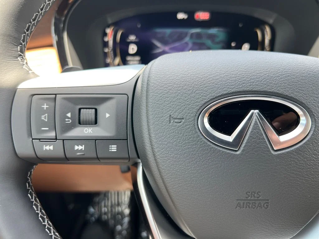 New 2027 2T WARM TITN INFINITI Autograph AWD image 37