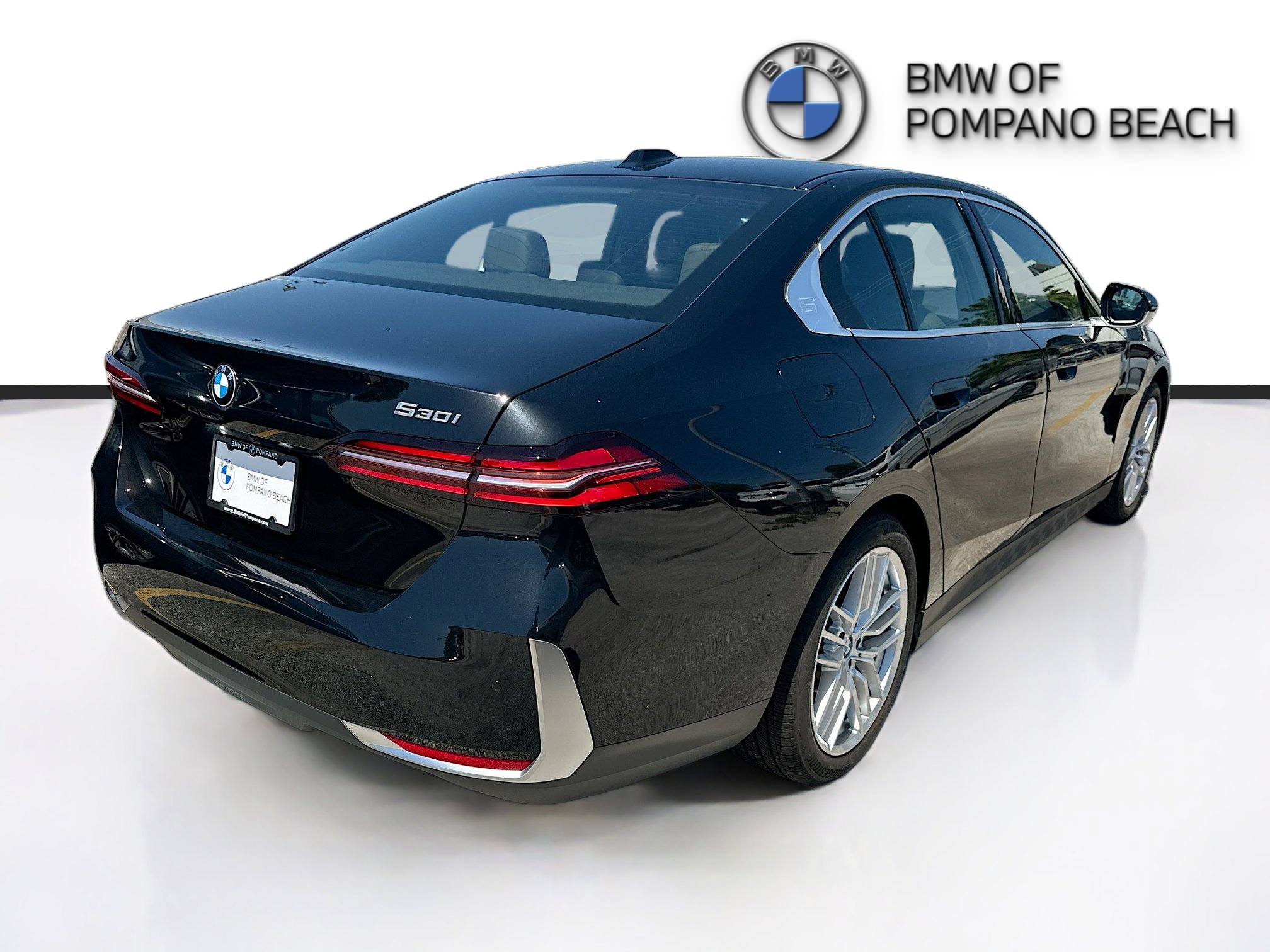 New 2025 Black Sapphire Metallic BMW 530i image 6