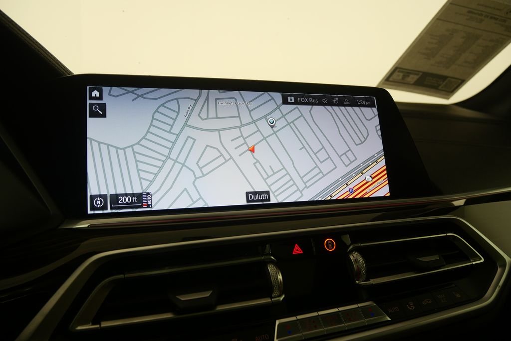 Used 2021 Mineral White Metallic BMW xDrive40i image 19