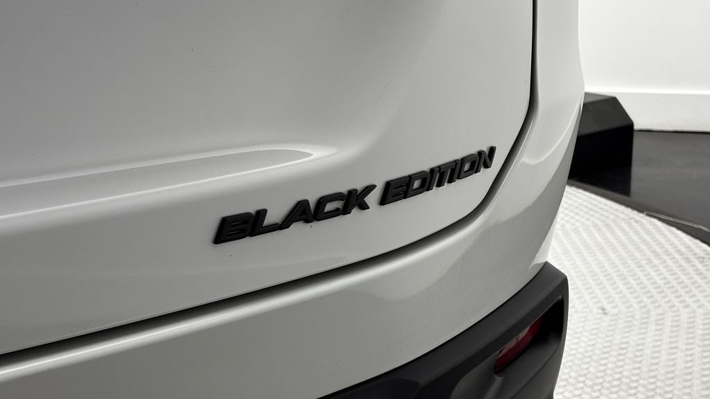 Used 2025 White Honda Black Edition image 10