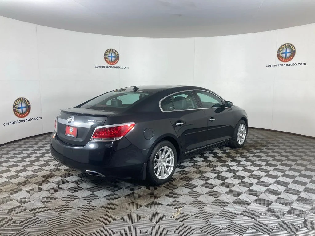 Used 2013 Black Buick Touring Group image 19
